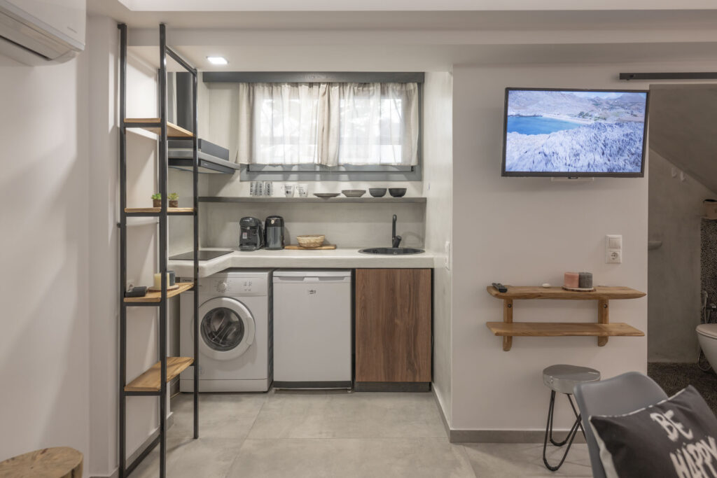 DELUXE DOUBLE SUITE Ημιυπογειο-04