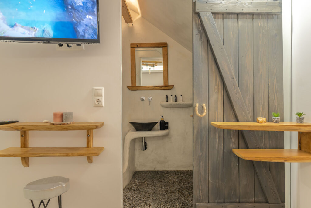 DELUXE DOUBLE SUITE Ημιυπογειο-05