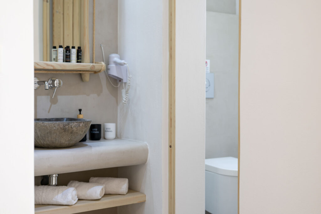 FAMILY SUITE protos orofos-01